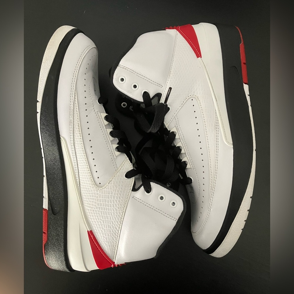 Nike Air Jordan 2 Retro Chicago 2022 Sneakers Shoes Bulls Michael Dunk Contest - Picture 3 of 10